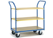 voziček z lesenimi policami